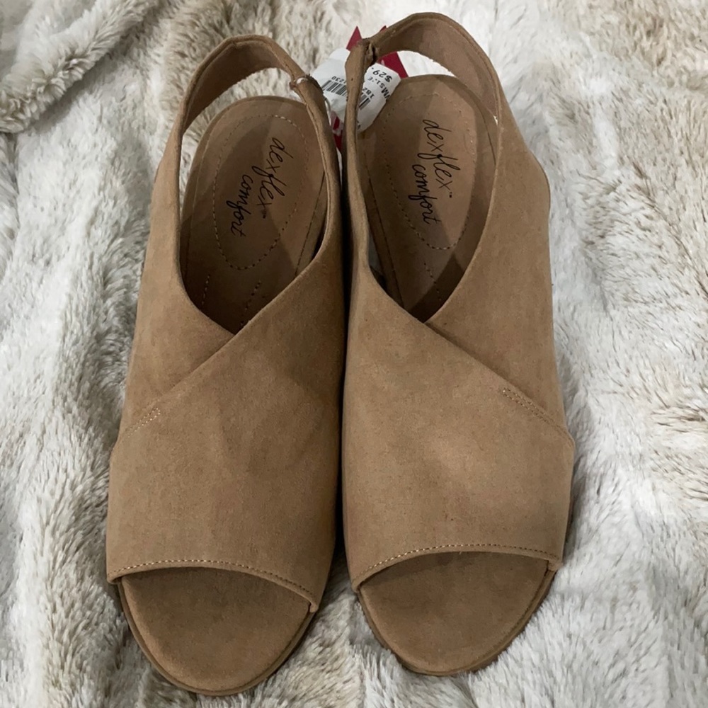 Tan peep toe heels